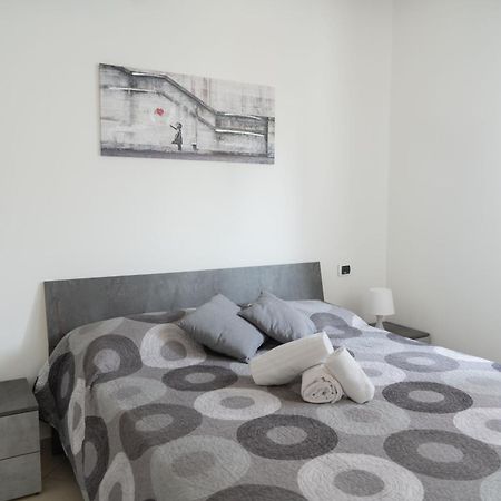 Residence Yellow Римини Экстерьер фото