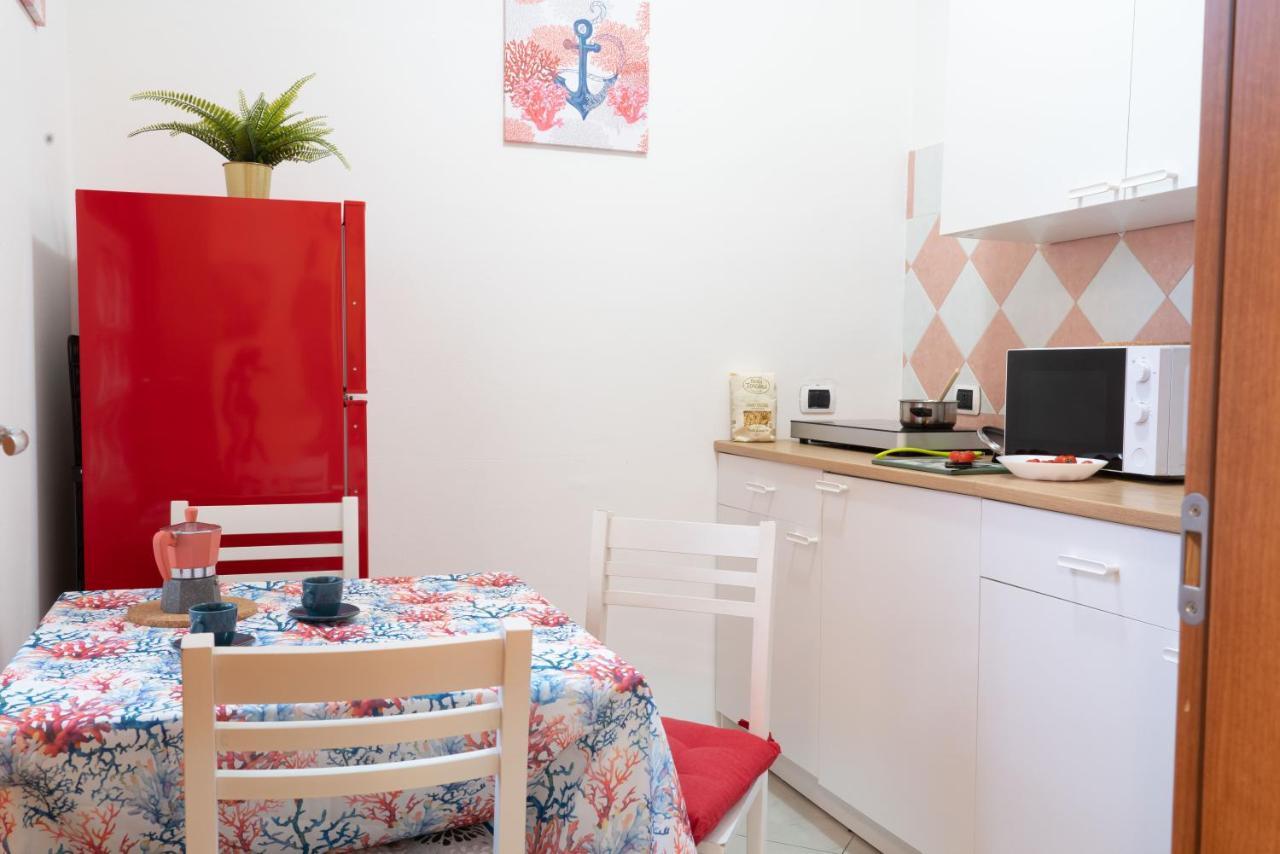 Residence Yellow Римини Экстерьер фото