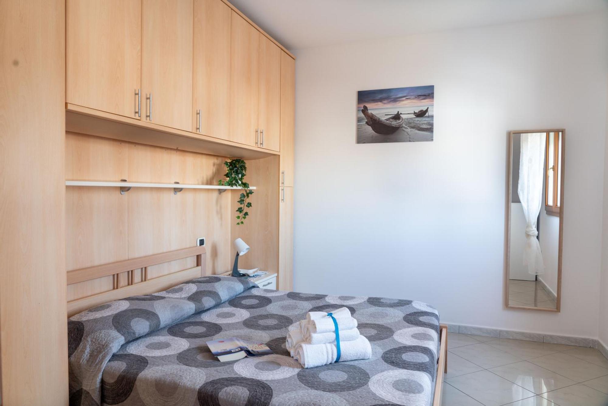 Residence Yellow Римини Экстерьер фото