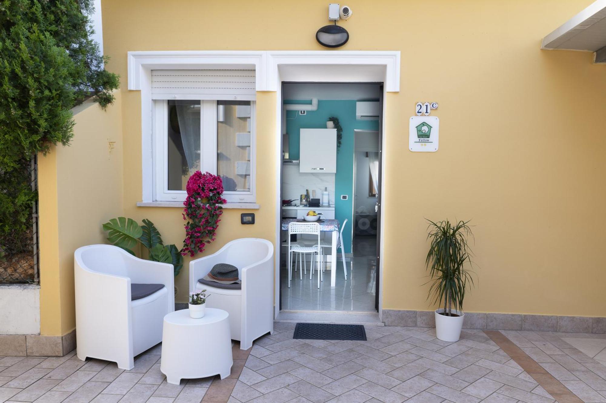 Residence Yellow Римини Экстерьер фото